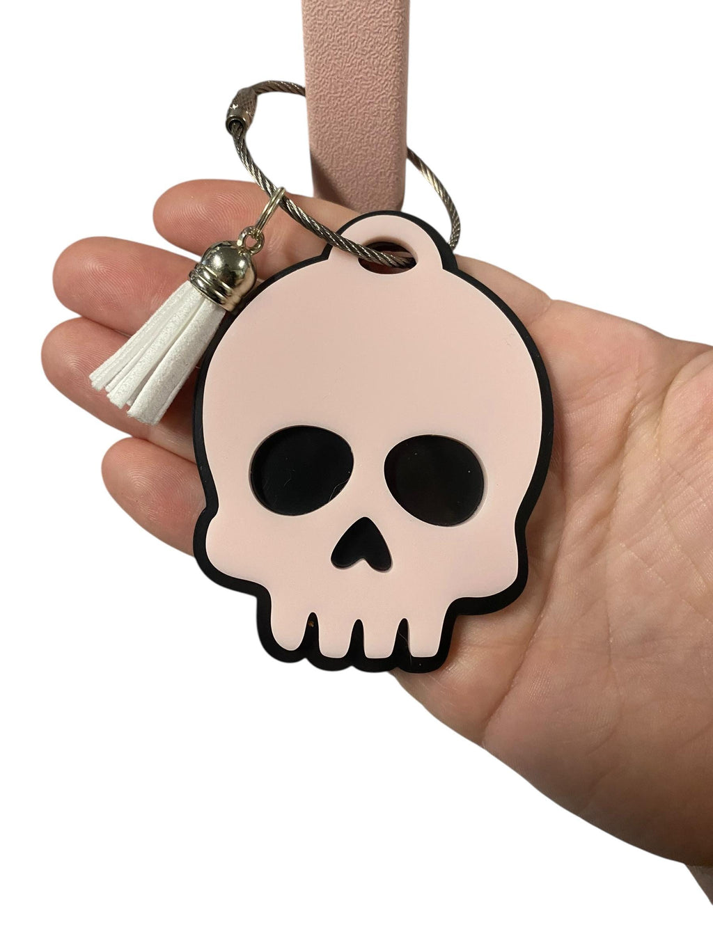 Cute Skull Acrylic Bag Tag | Pink Skull Keychain | Kawaii Gothic Bag Charm | Pastel Goth Accessory | Purse Tag | Backpack Charm