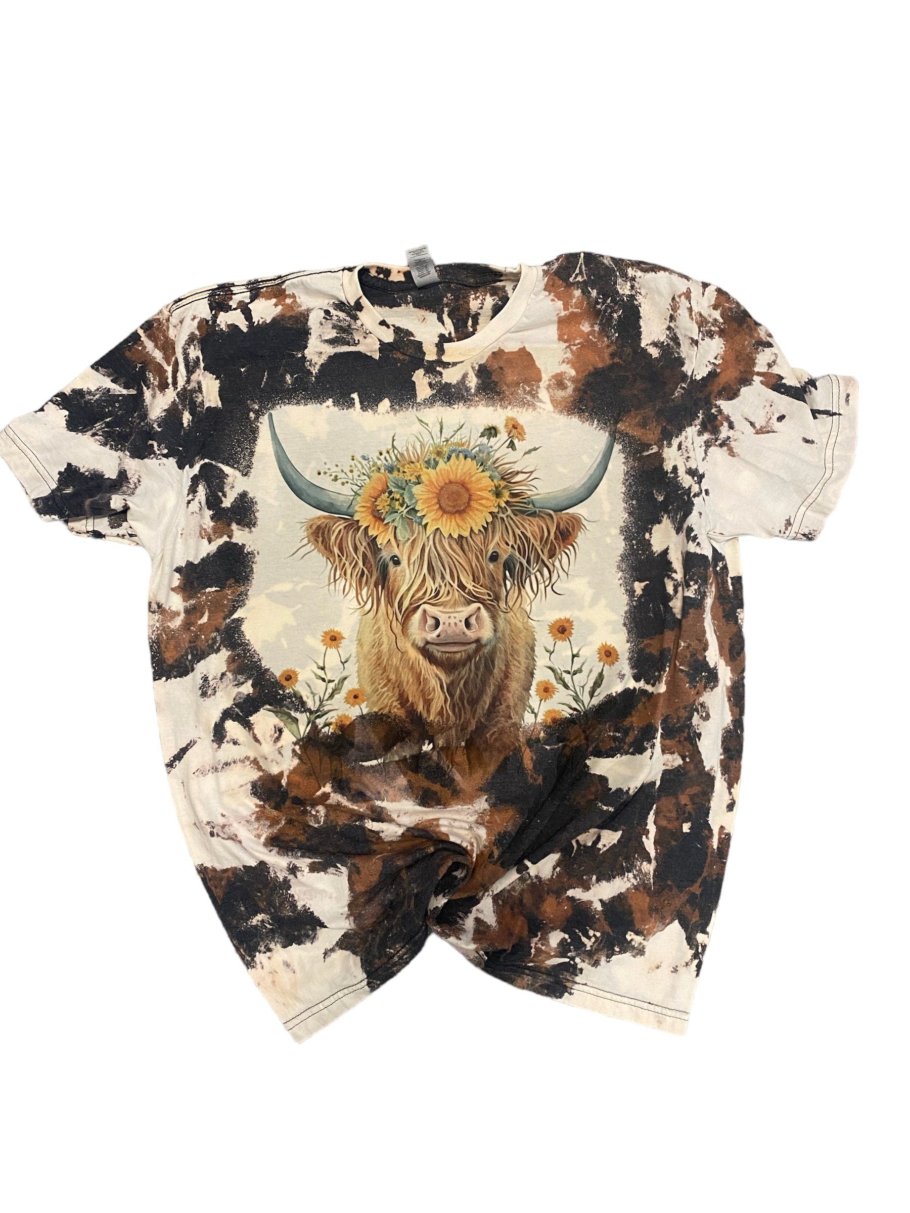 Sunflower Highland Cow Shirt - Cow T-shirt - Cowhide Bleach Crewneck tee shirt - Howdy Shirt -Western Wear - Cow Print Cowgirl
